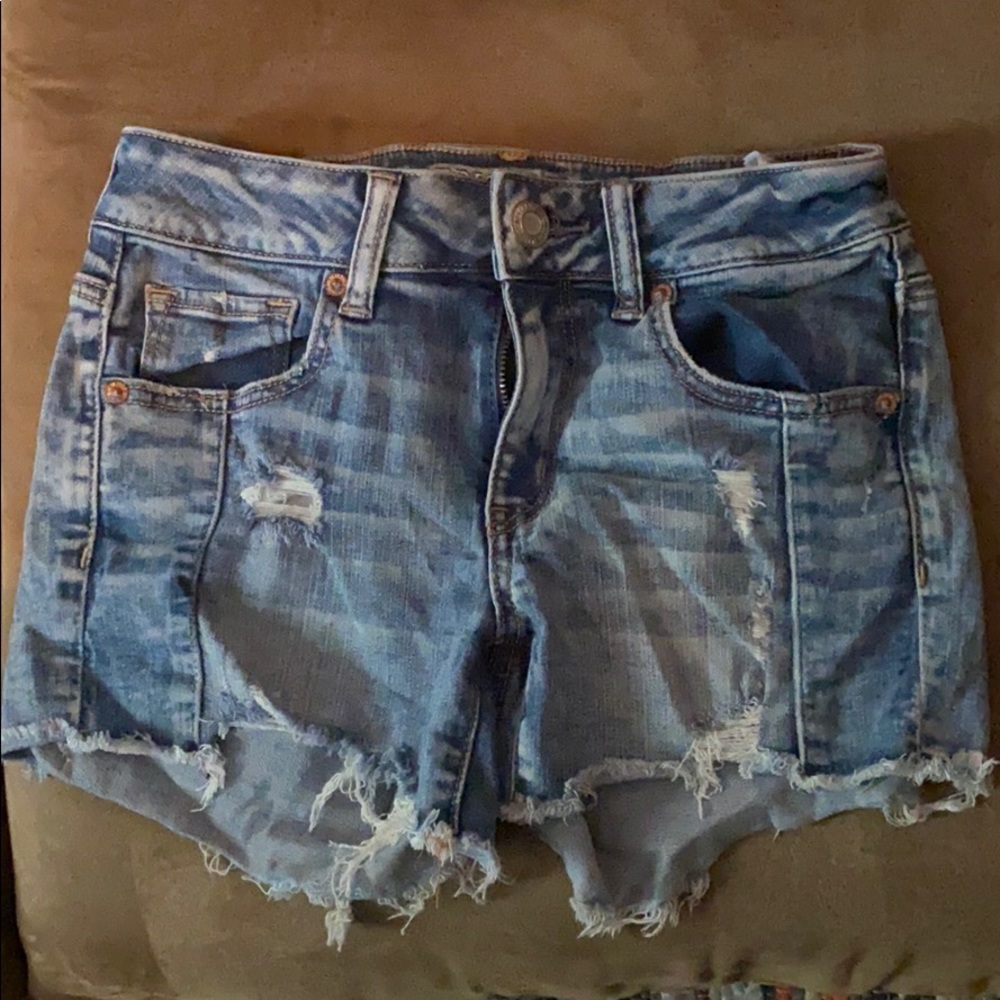AE midi shorts size 6
